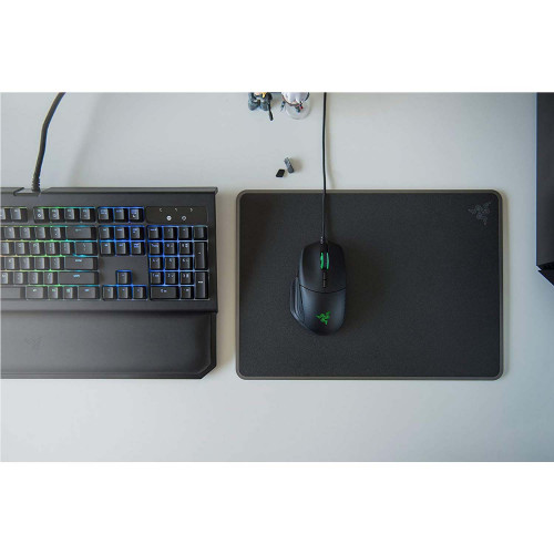 Razer Basilisk – Chroma RGB FPS